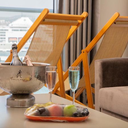 Efe Hotel Кушадасы Экстерьер фото